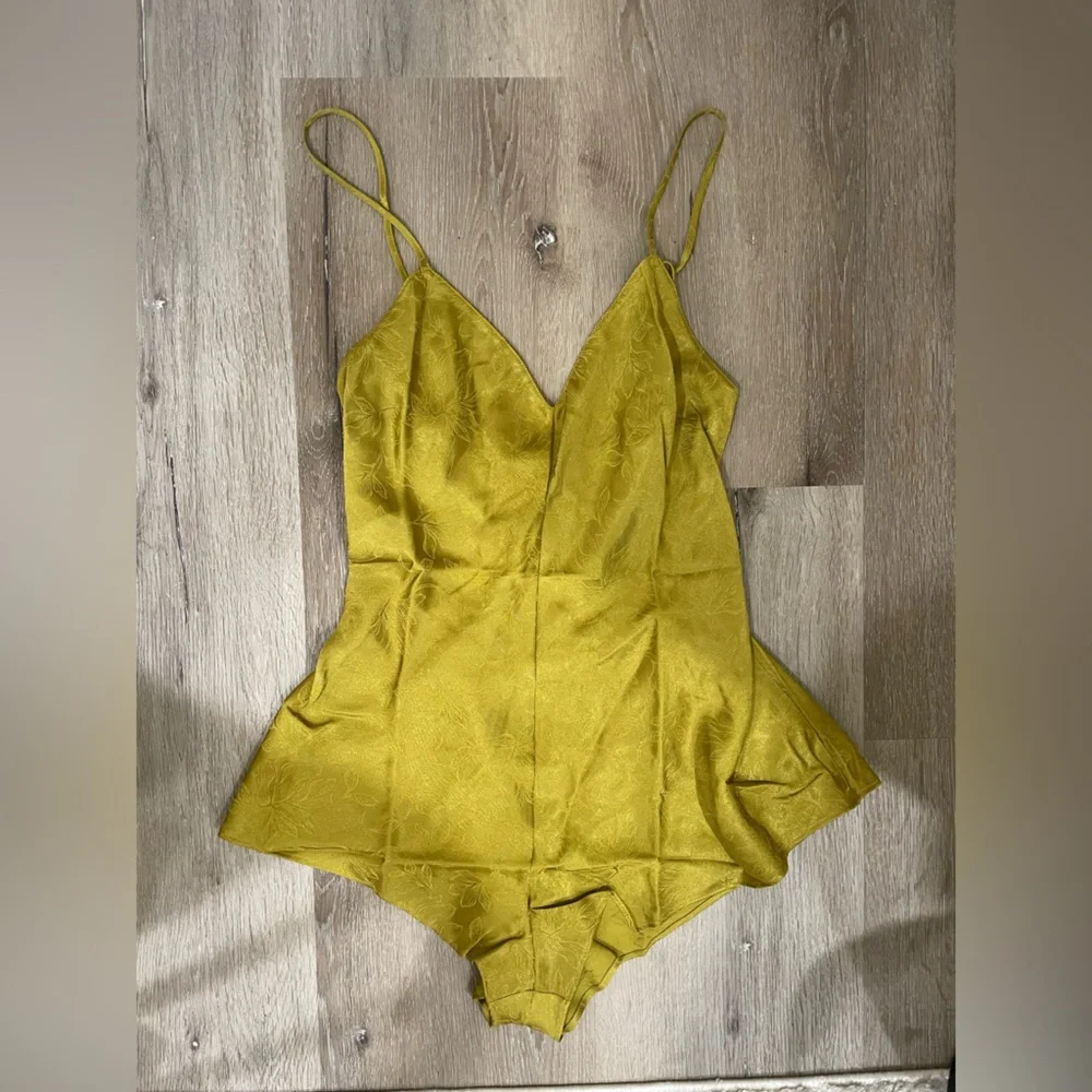 NWT Victoria's Secret Green Silky Romper